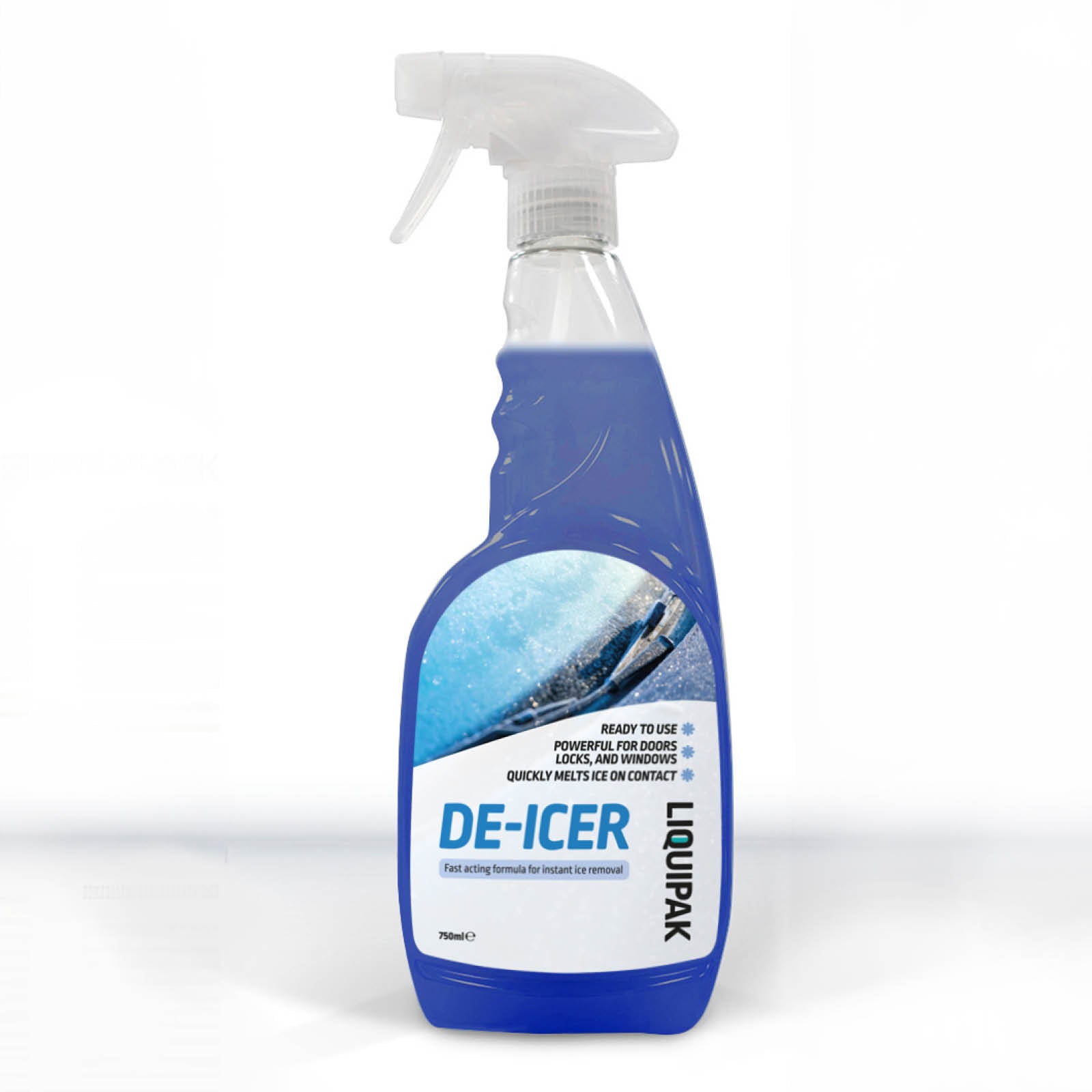 Liquipak de-icer spray bottle on a white background 750ml